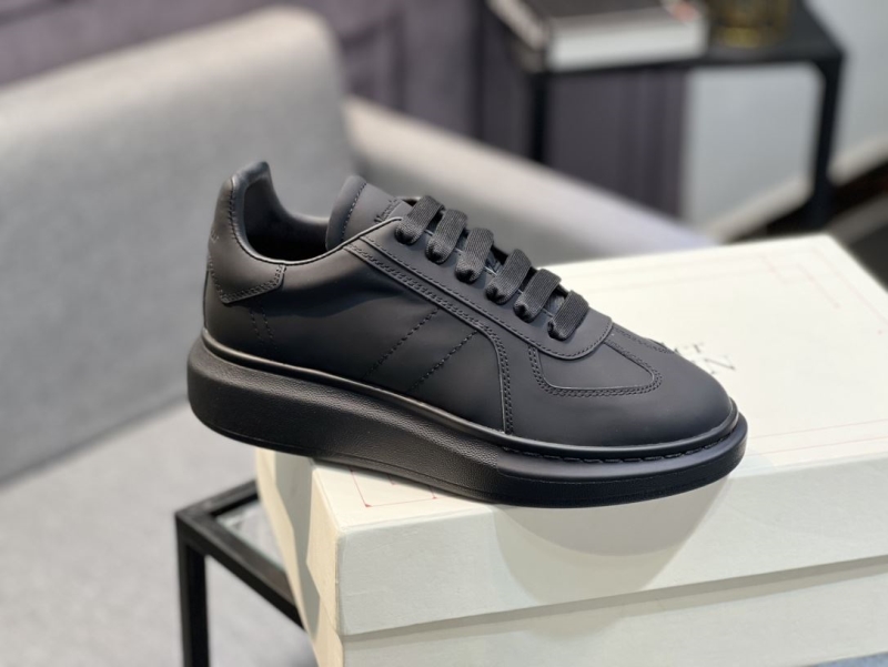 Alexander Mcqueen Casual Shoes